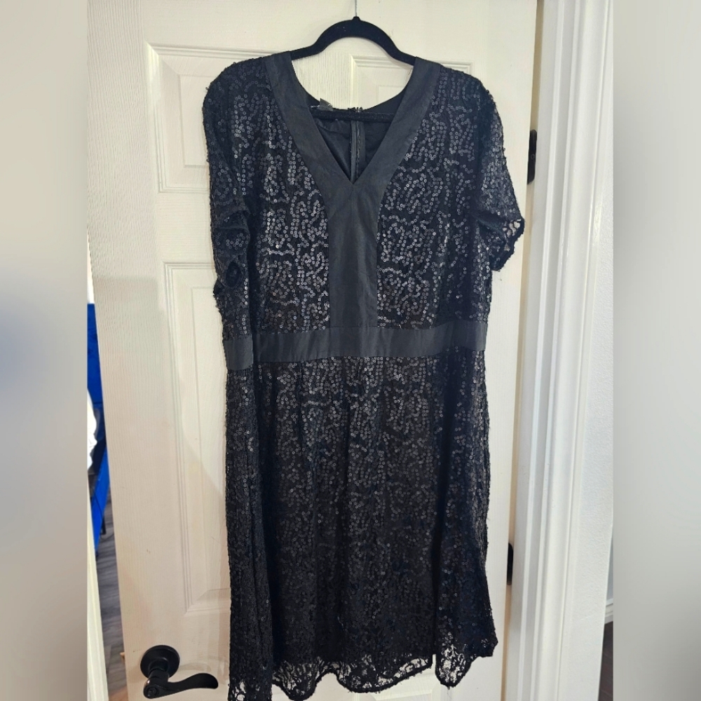 Black Sequence Party Dress, short , Woman's Plus Size 22